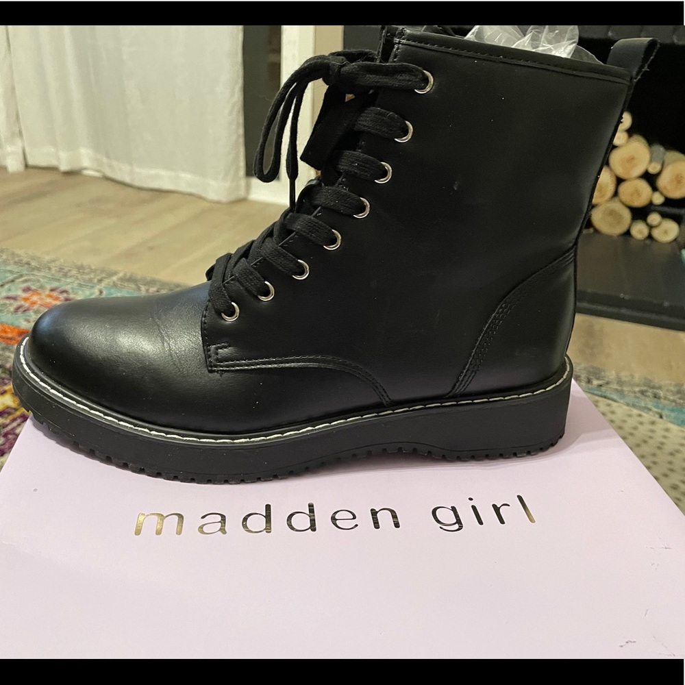 Steve Madden Kurrt Boots